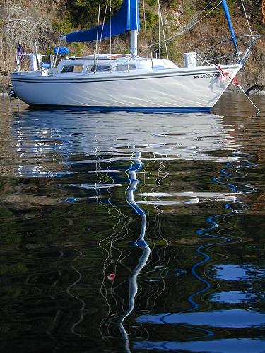 Gata Luna At Anchor